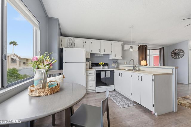 5735 E McDowell Road 63, Mesa, AZ 85215