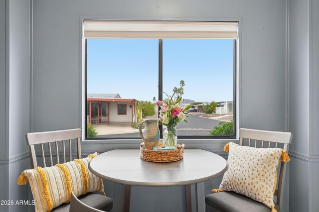 5735 E McDowell Road 63, Mesa, AZ 85215