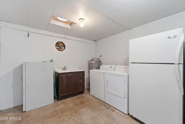 5735 E McDowell Road 63, Mesa, AZ 85215