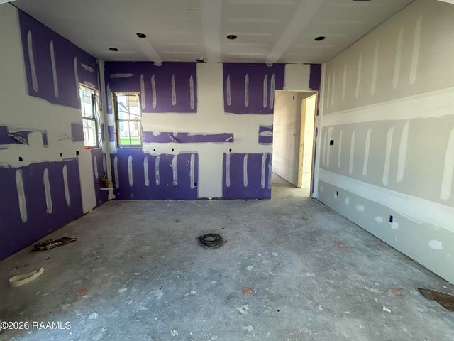 309-D Villager Avenue, Scott, LA 70583