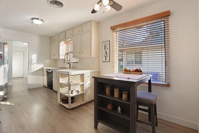 219 Lois Ave, Galt, CA 95632