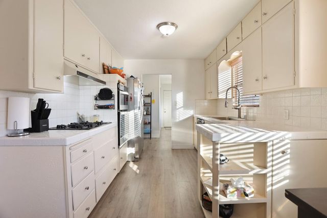 219 Lois Ave, Galt, CA 95632