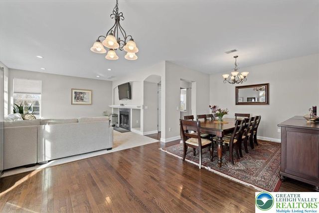 2852 Homestead Drive, Easton, PA 18040