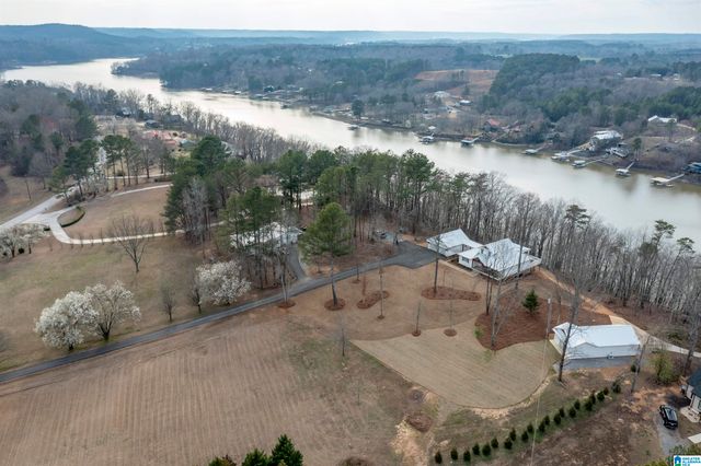 102 COUNTY ROAD 249, Cullman, AL 35057