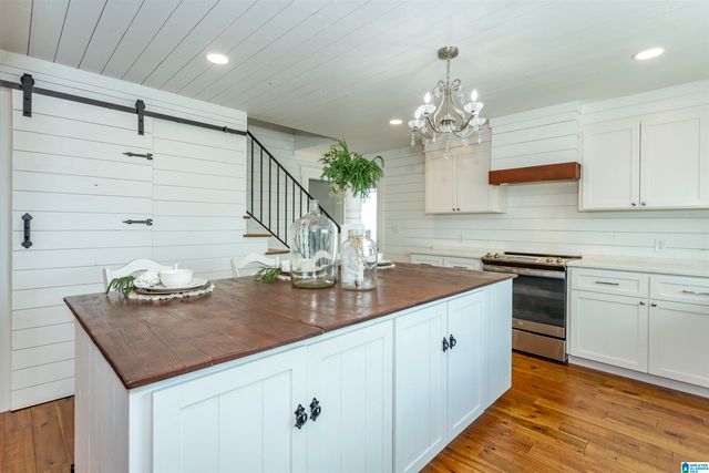 102 COUNTY ROAD 249, Cullman, AL 35057