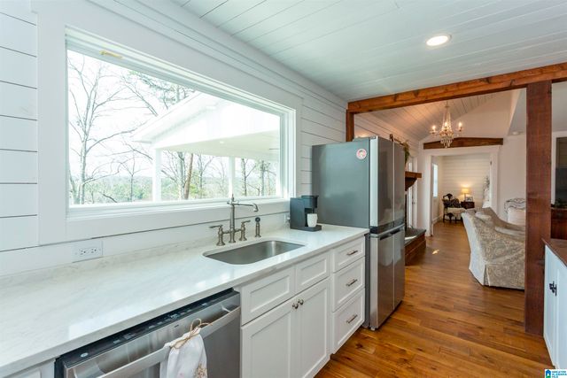 102 COUNTY ROAD 249, Cullman, AL 35057