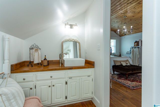 102 COUNTY ROAD 249, Cullman, AL 35057