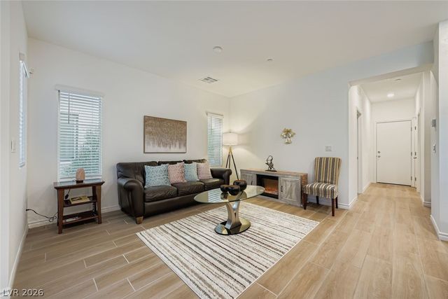 600 North Carriage Hill Drive 1184, Las Vegas, NV 89138