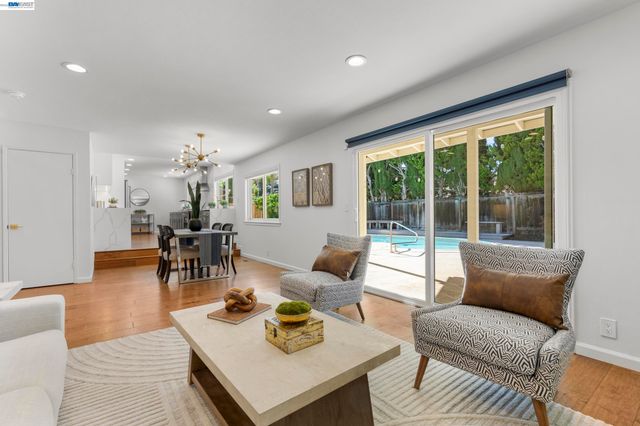 5895 Black Ave, Pleasanton, CA 94566