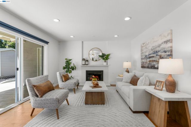 5895 Black Ave, Pleasanton, CA 94566
