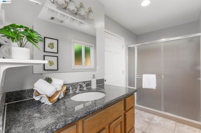 5895 Black Ave, Pleasanton, CA 94566