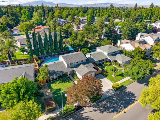 5895 Black Ave, Pleasanton, CA 94566