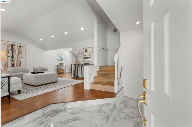 5895 Black Ave, Pleasanton, CA 94566