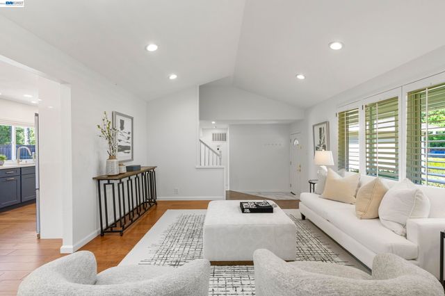 5895 Black Ave, Pleasanton, CA 94566
