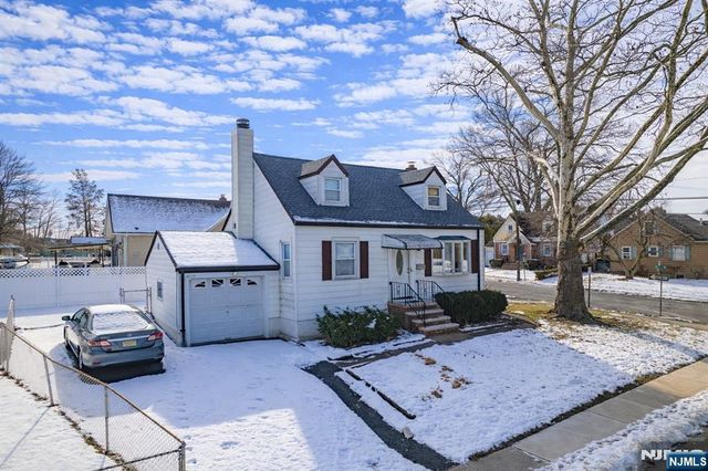 32-06 Rosalie Street, Fair Lawn, NJ 07410