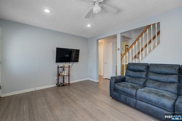 32-06 Rosalie Street, Fair Lawn, NJ 07410