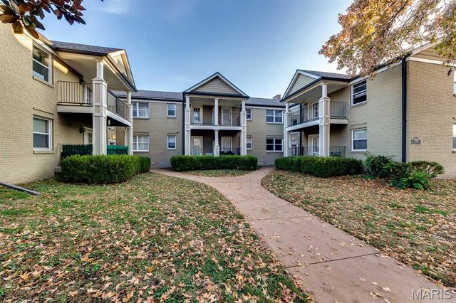 8140-42 Whitburn Drive, Clayton, MO 63105