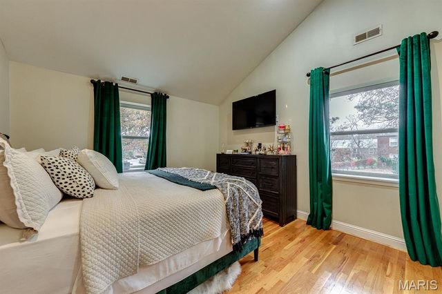 8140-42 Whitburn Drive, Clayton, MO 63105