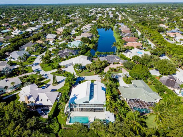 8902 SE Marina Bay Drive, Hobe Sound, FL 33455
