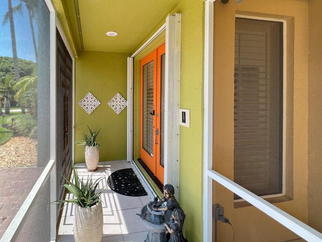 8902 SE Marina Bay Drive, Hobe Sound, FL 33455