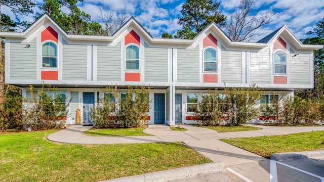 3730 Boettcher Drive 401, Huntsville, TX 77340