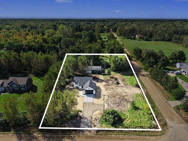 9222 Buchanan Street, Allendale, MI 49401