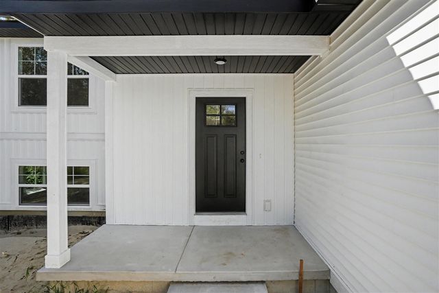 9222 Buchanan Street, Allendale, MI 49401