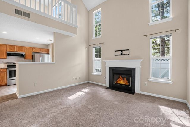 8318 Christmas Court, Charlotte, NC 28216