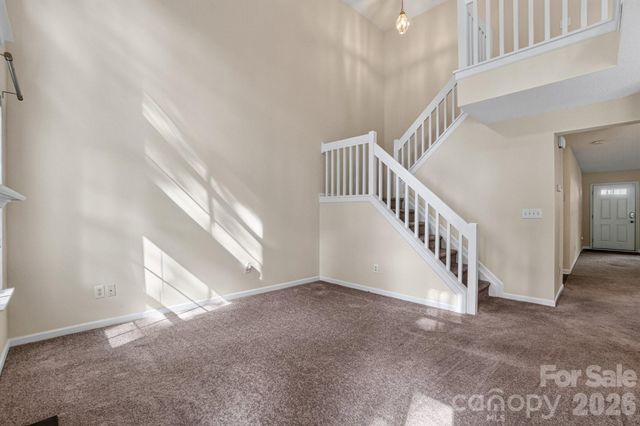 8318 Christmas Court, Charlotte, NC 28216