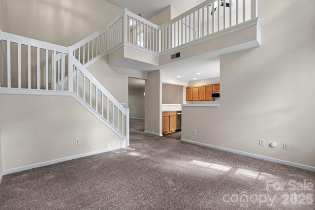 8318 Christmas Court, Charlotte, NC 28216