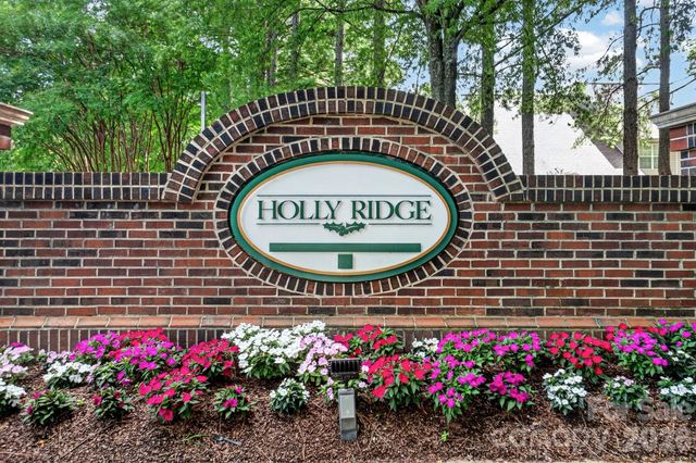 8318 Christmas Court, Charlotte, NC 28216