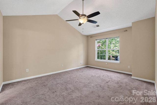 8318 Christmas Court, Charlotte, NC 28216