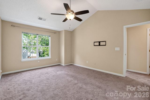 8318 Christmas Court, Charlotte, NC 28216