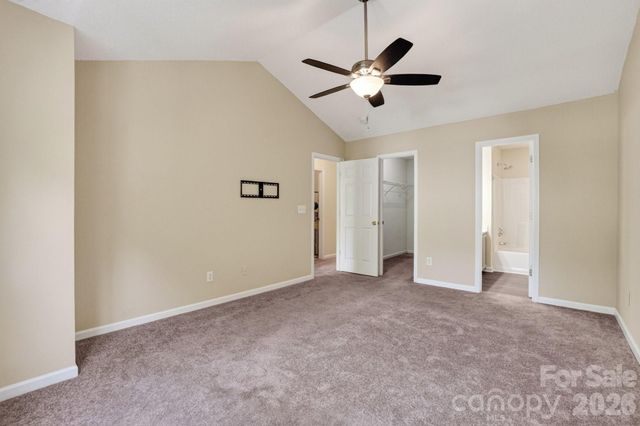 8318 Christmas Court, Charlotte, NC 28216