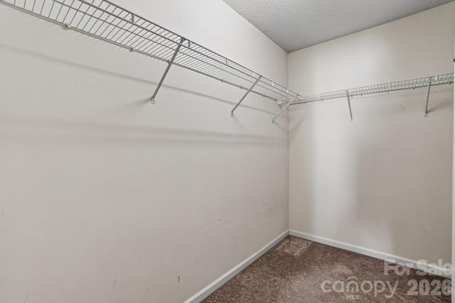 8318 Christmas Court, Charlotte, NC 28216