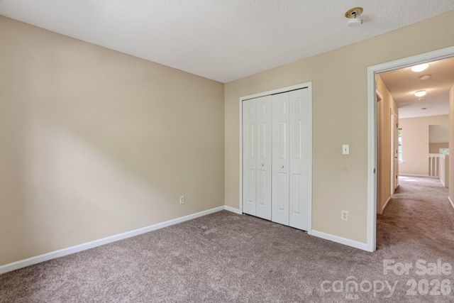 8318 Christmas Court, Charlotte, NC 28216
