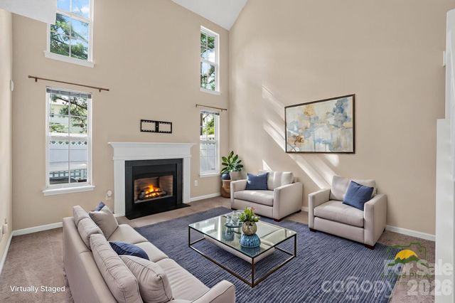 8318 Christmas Court, Charlotte, NC 28216