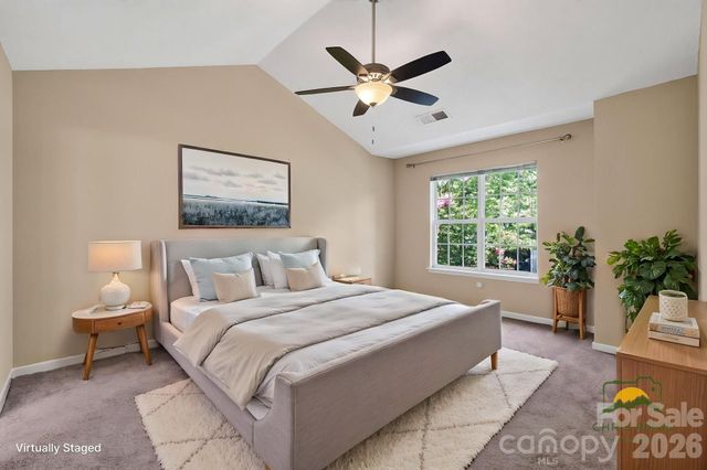 8318 Christmas Court, Charlotte, NC 28216