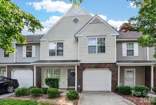 8318 Christmas Court, Charlotte, NC 28216
