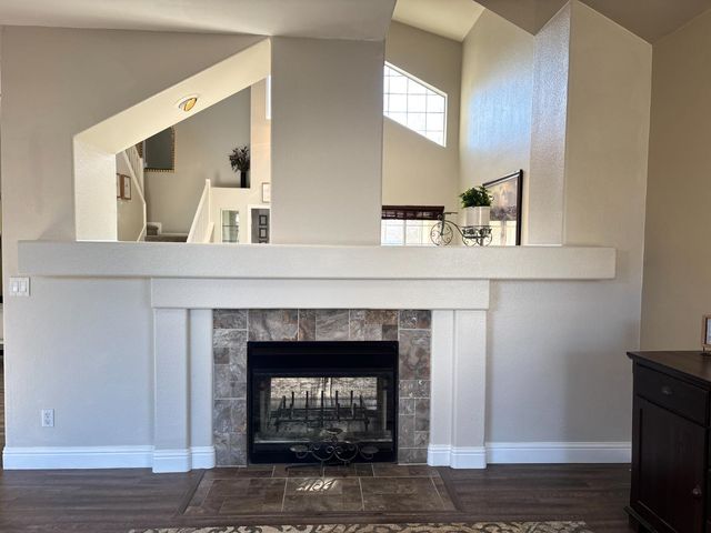 4909 Hidden Meadow Way, Antelope, CA 95843