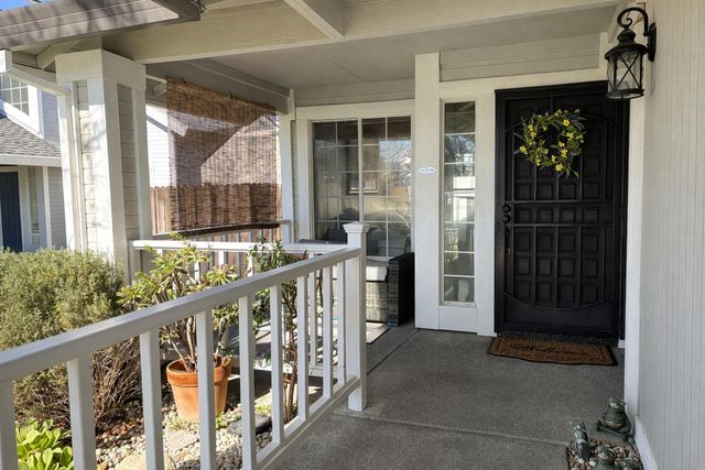 4909 Hidden Meadow Way, Antelope, CA 95843