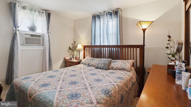 6404 OLIVER ST, Riverdale, MD 20737