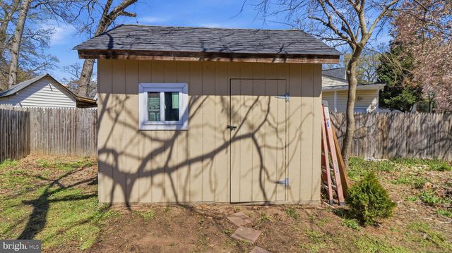 6404 OLIVER ST, Riverdale, MD 20737