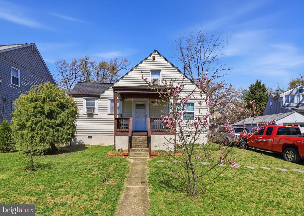 6404 OLIVER ST, Riverdale, MD 20737
