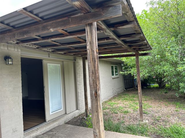 5908 Maple Lane, Rowlett, TX 75089