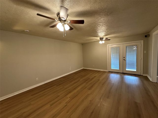 5908 Maple Lane, Rowlett, TX 75089