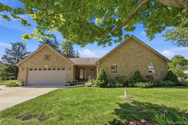 7477 Ore Knob Drive, Tyrone Township, MI 48430