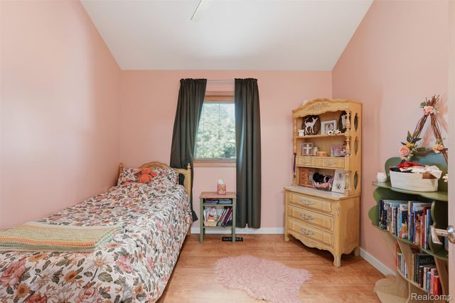 7477 Ore Knob Drive, Tyrone Township, MI 48430
