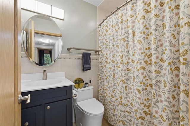 7477 Ore Knob Drive, Tyrone Township, MI 48430
