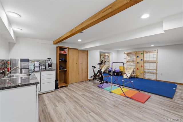 7477 Ore Knob Drive, Tyrone Township, MI 48430